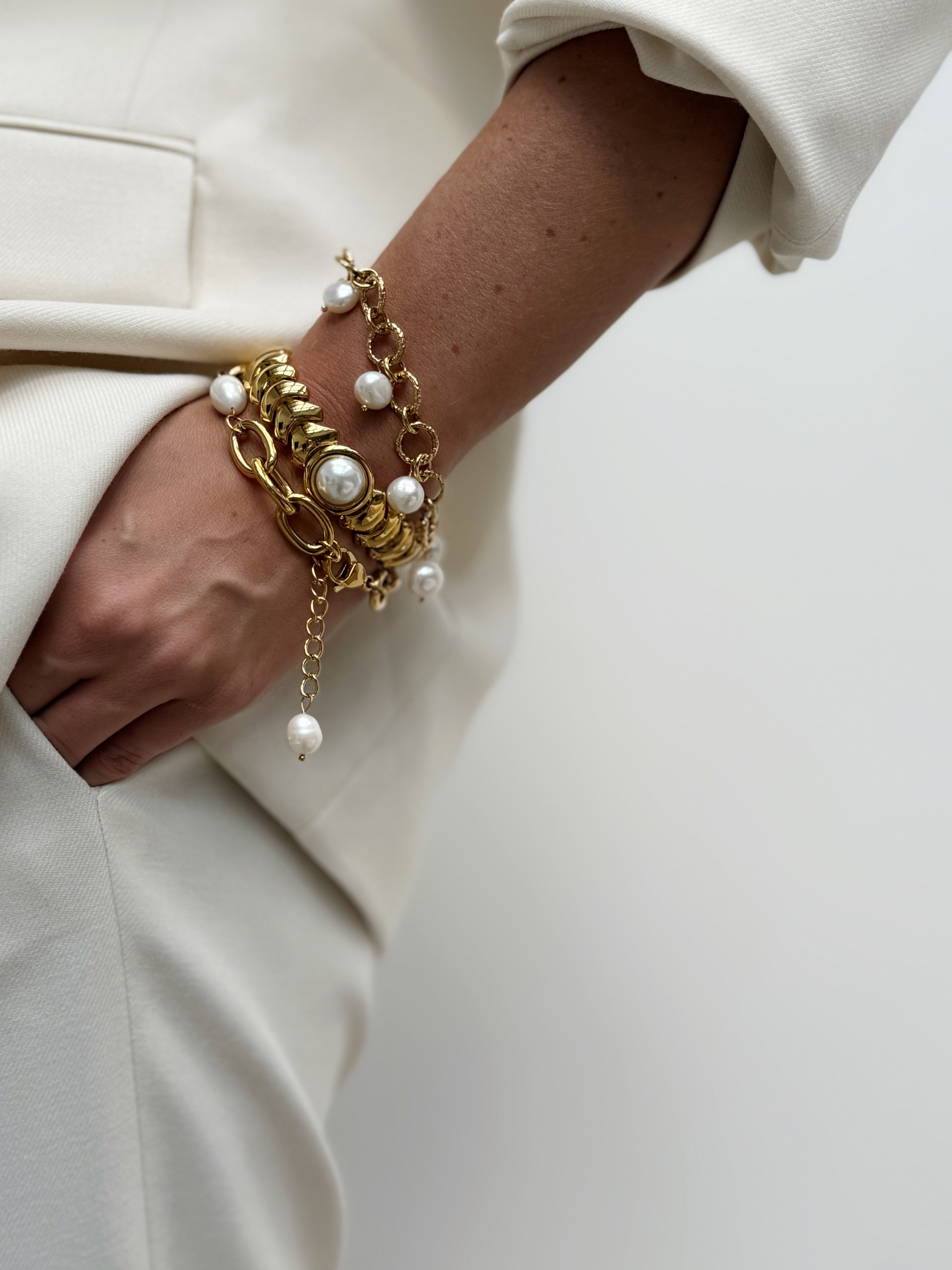 Pearl Chain Bracelet
