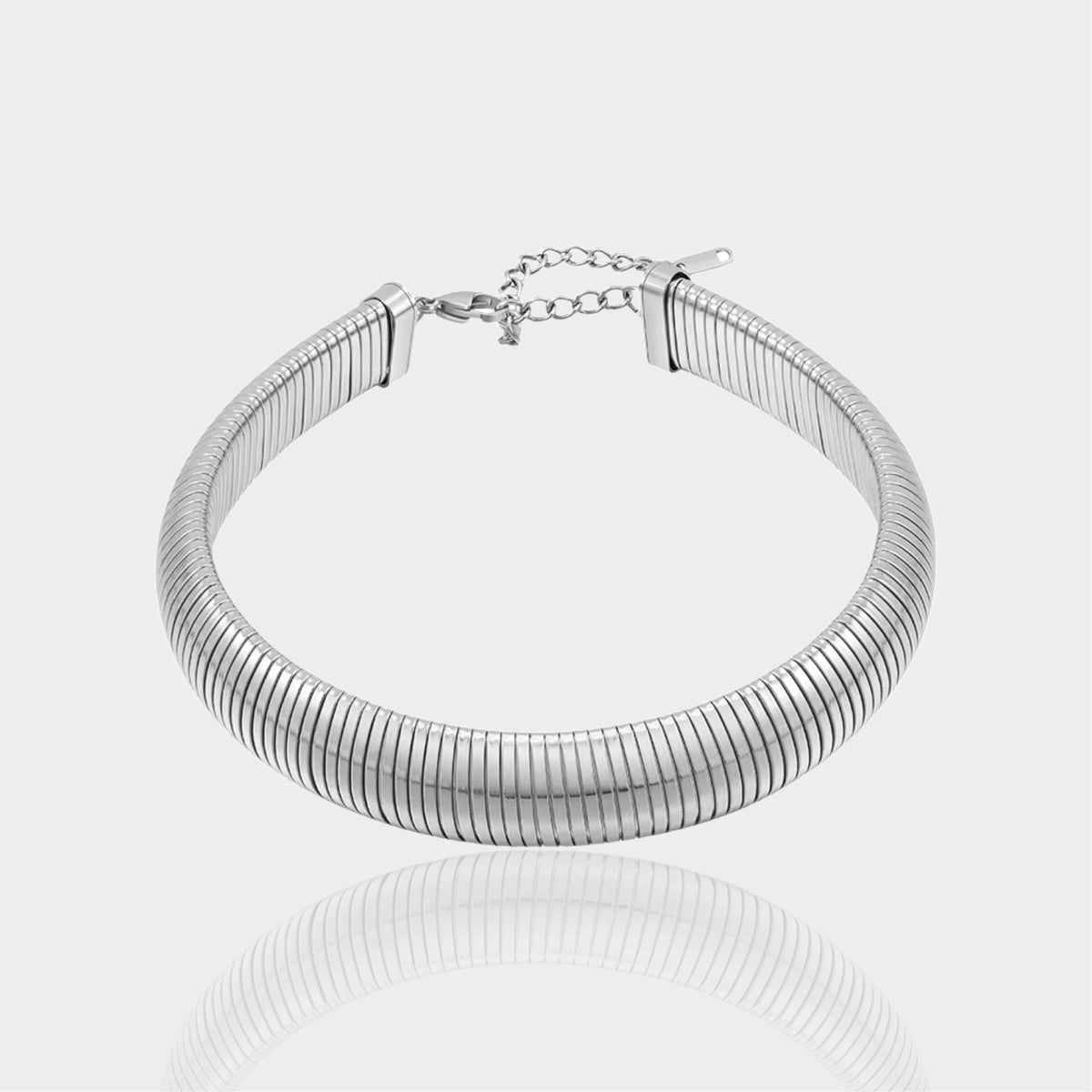 Omega Choker