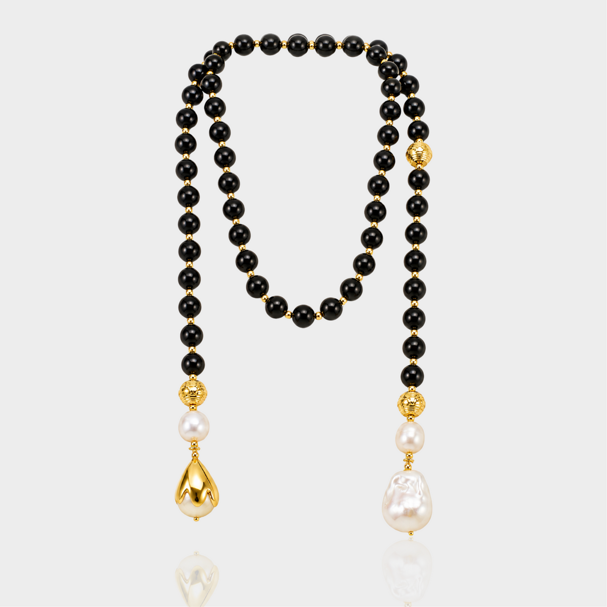 Noir Lasso Necklace