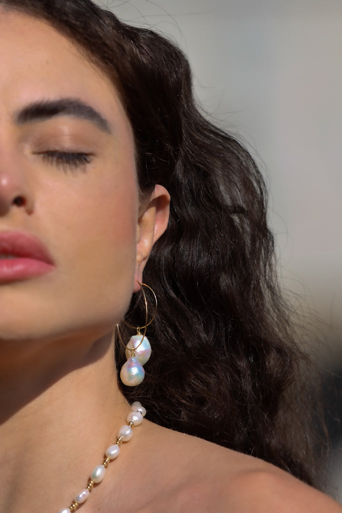 Wire Hoop Pearl Earrings