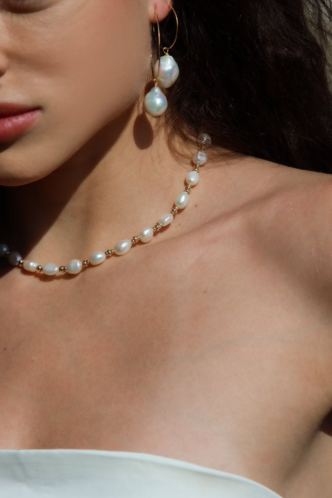 Wire Hoop Pearl Earrings