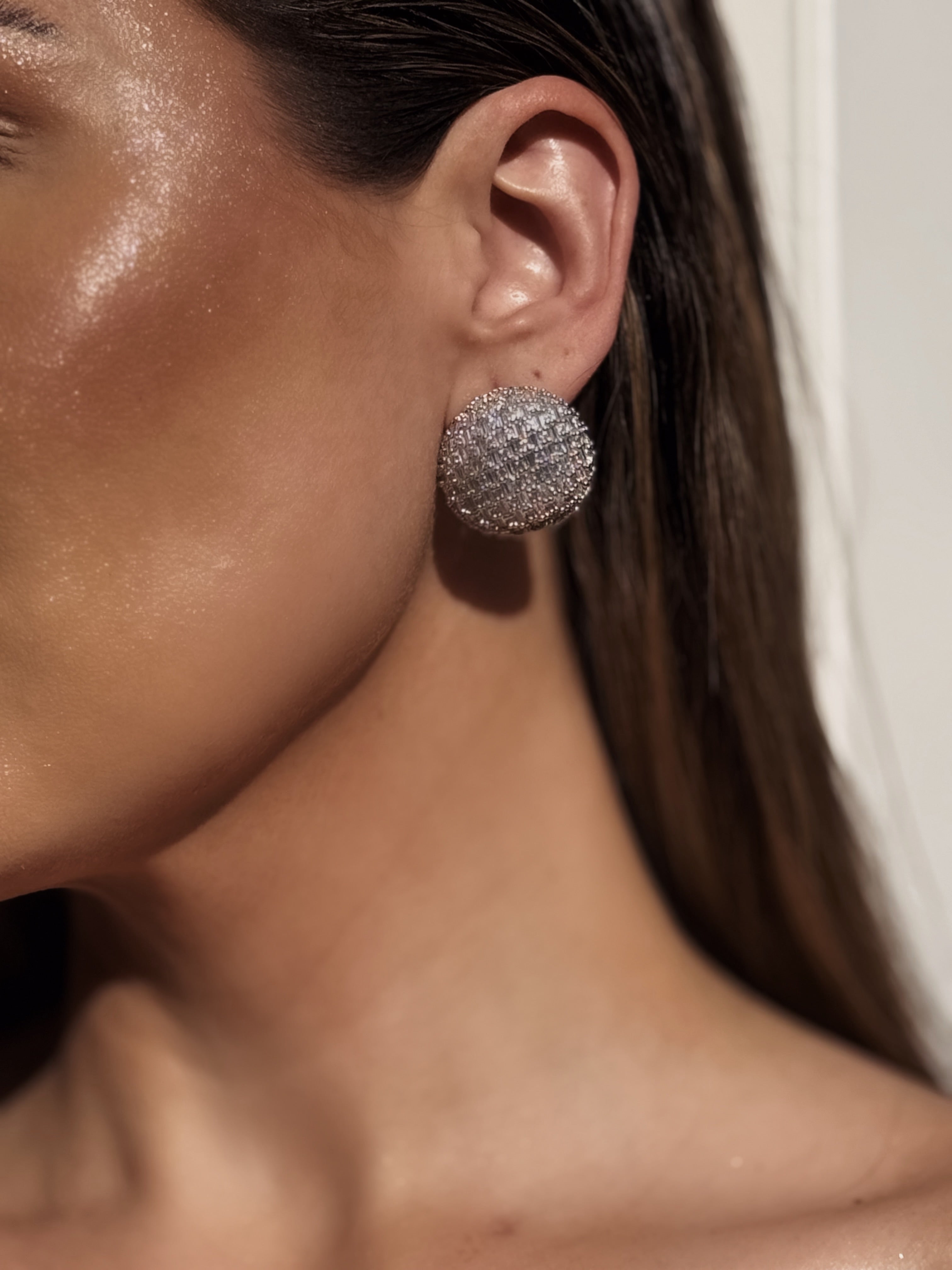 Frosted Maxi Studs