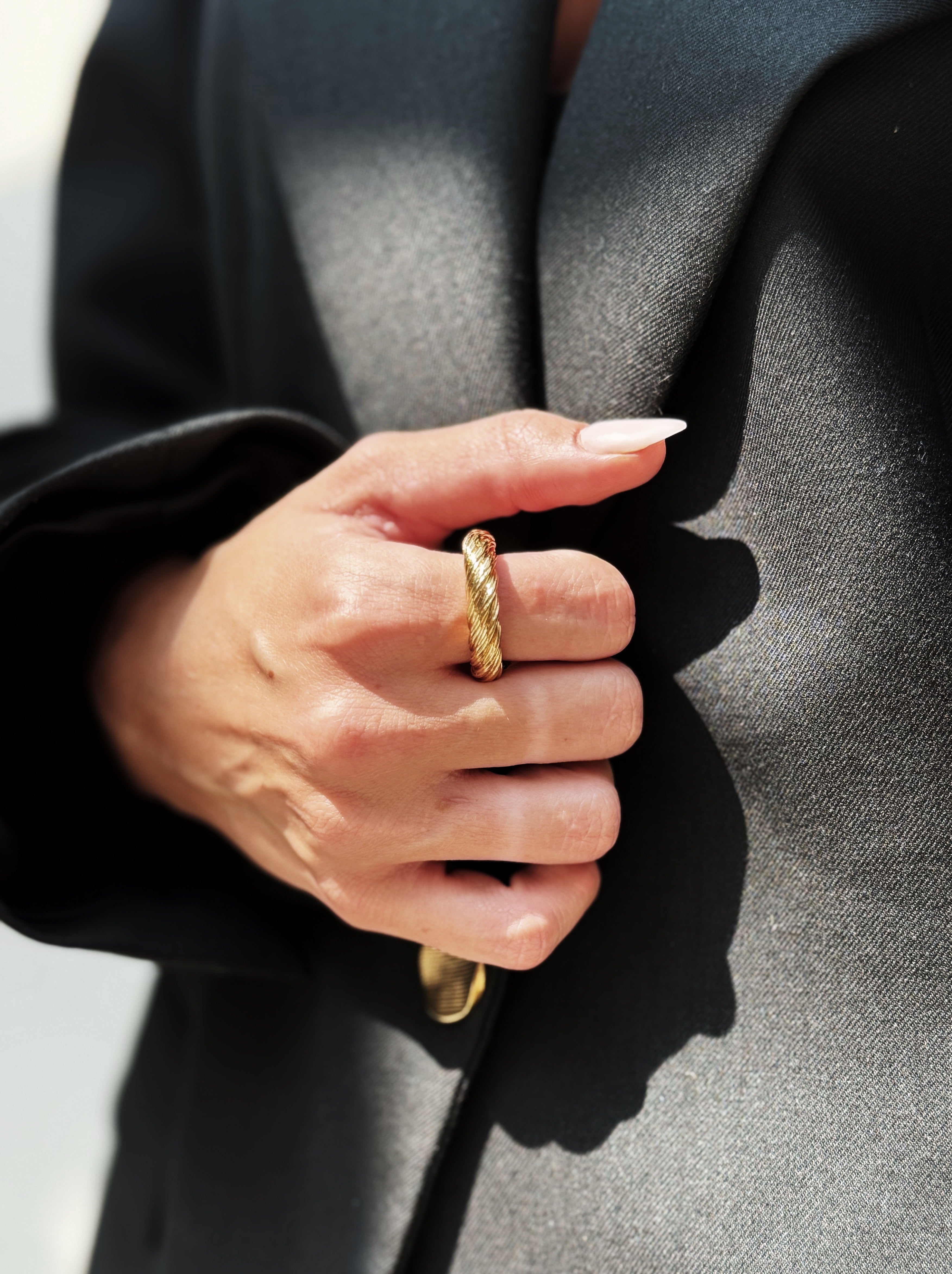 Twisted Ring