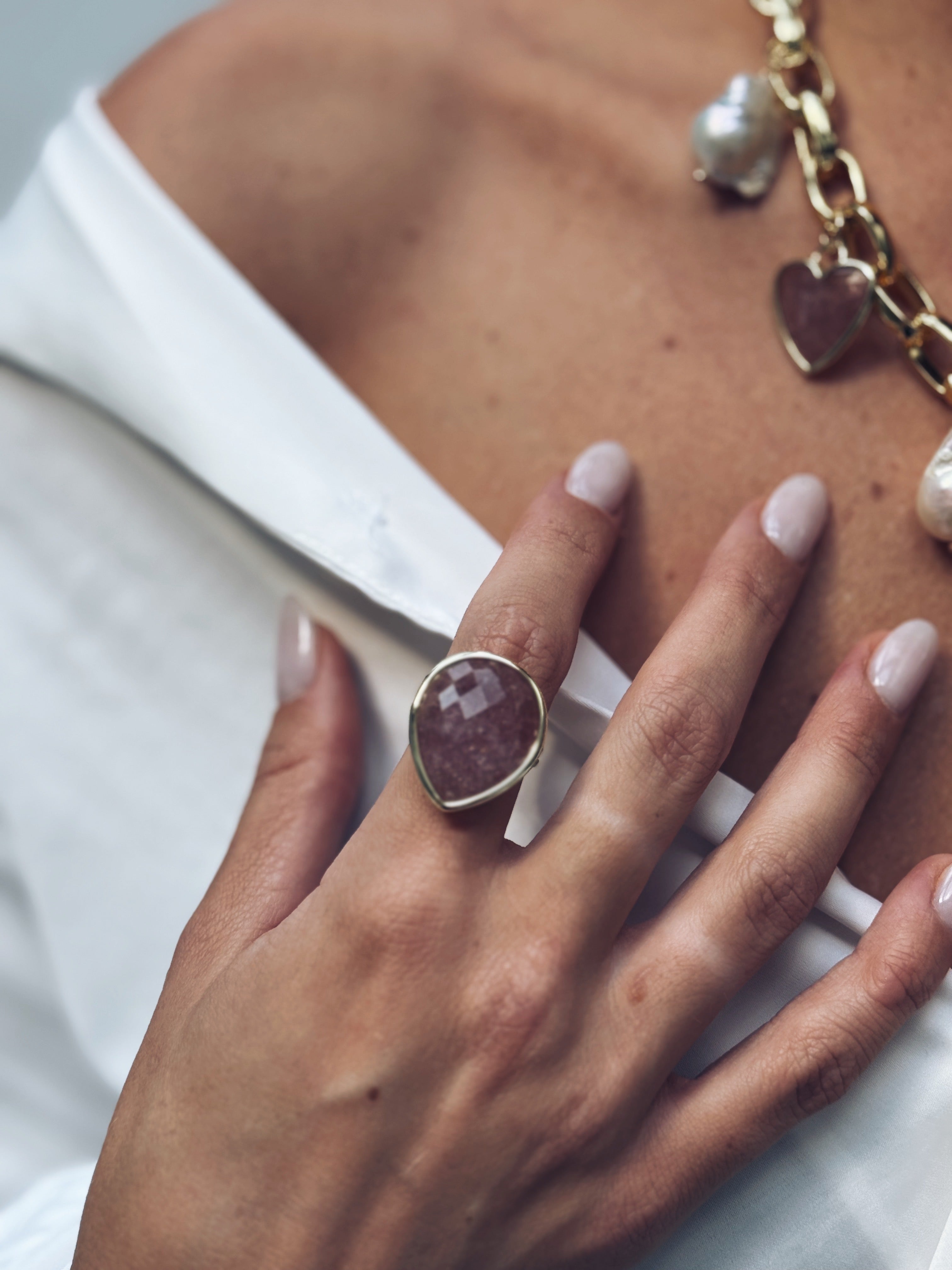 Strawberry Quartz Dewdrop Ring