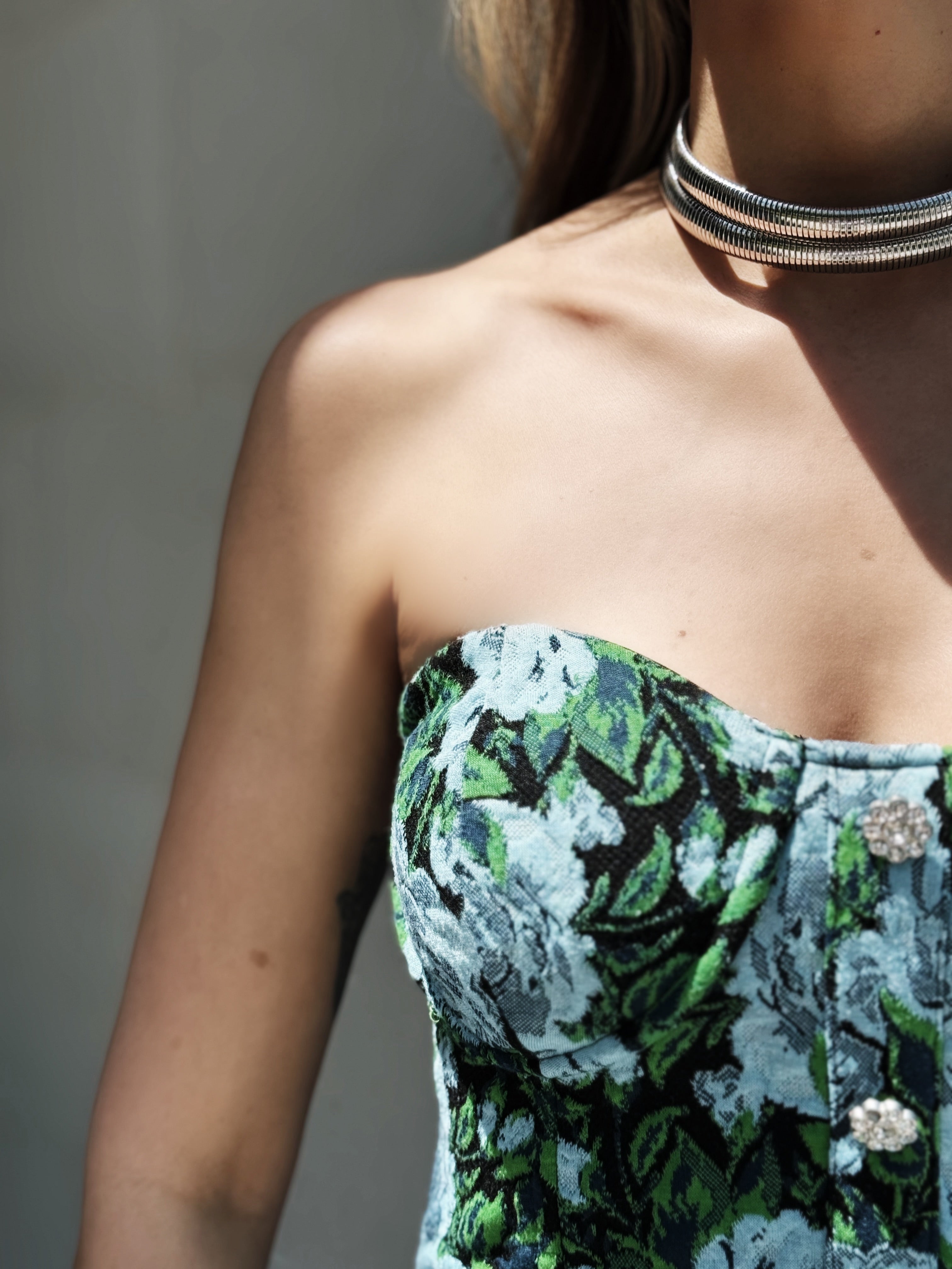 Omega Choker