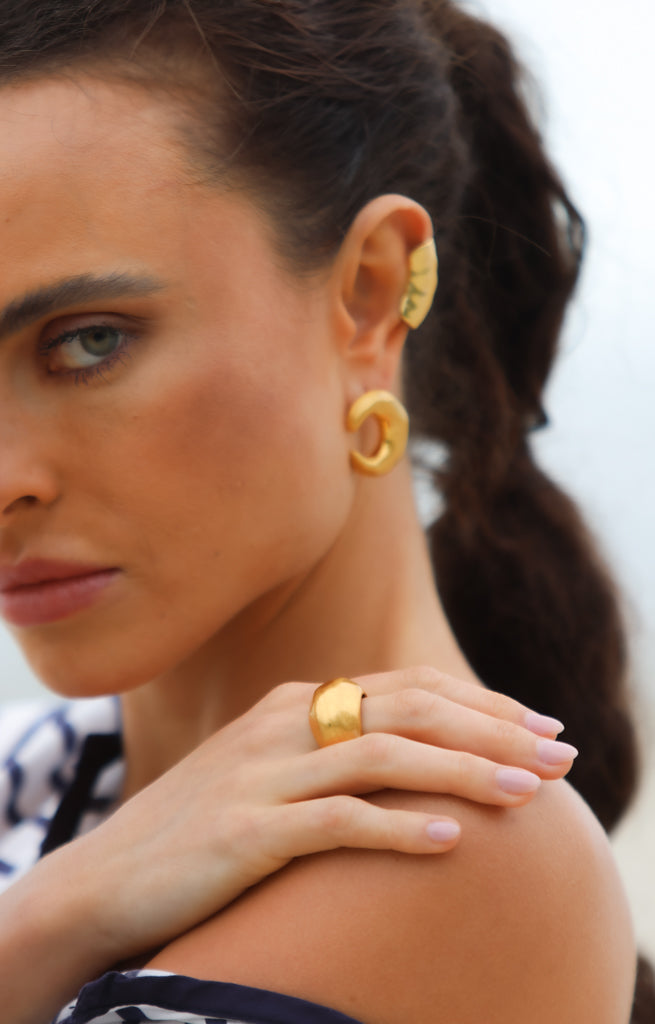 Crescent Studs