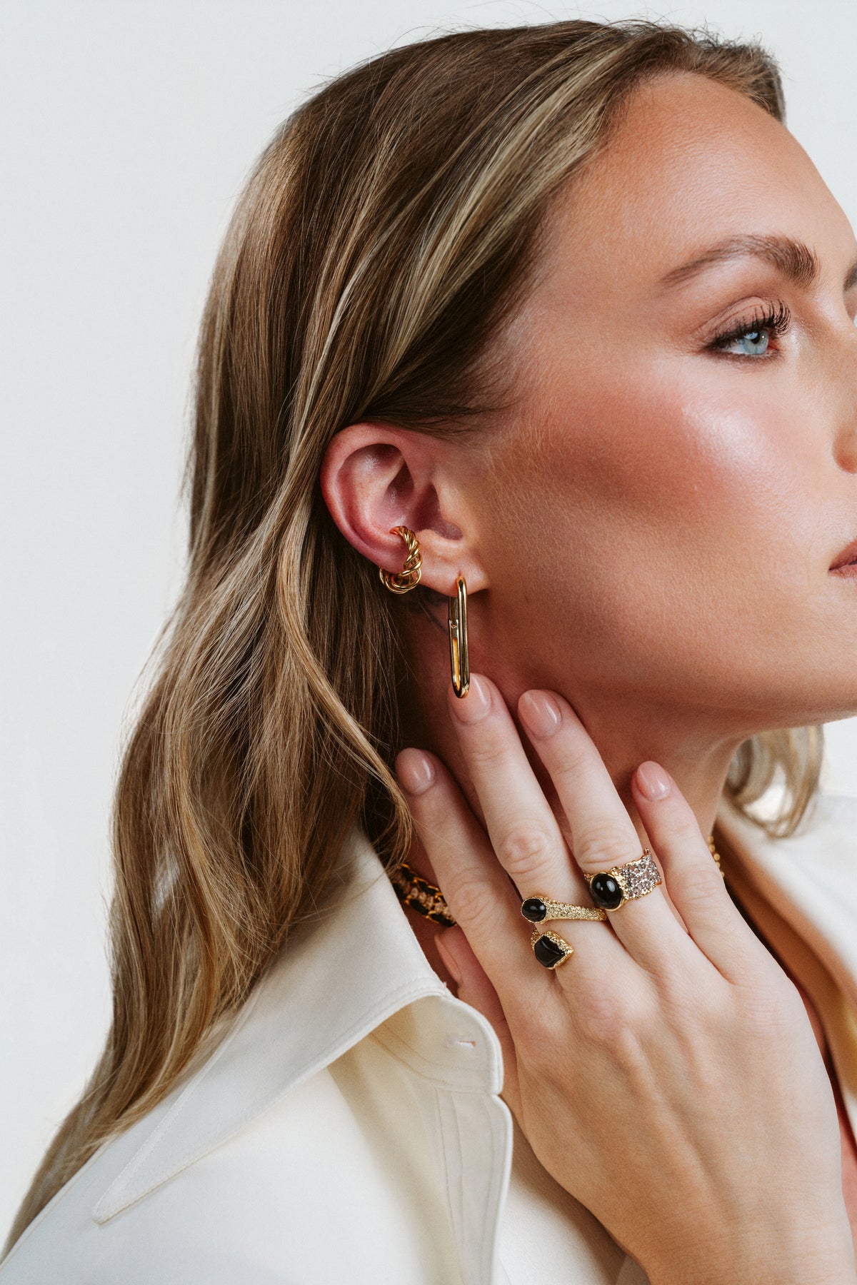 Oval Hoops