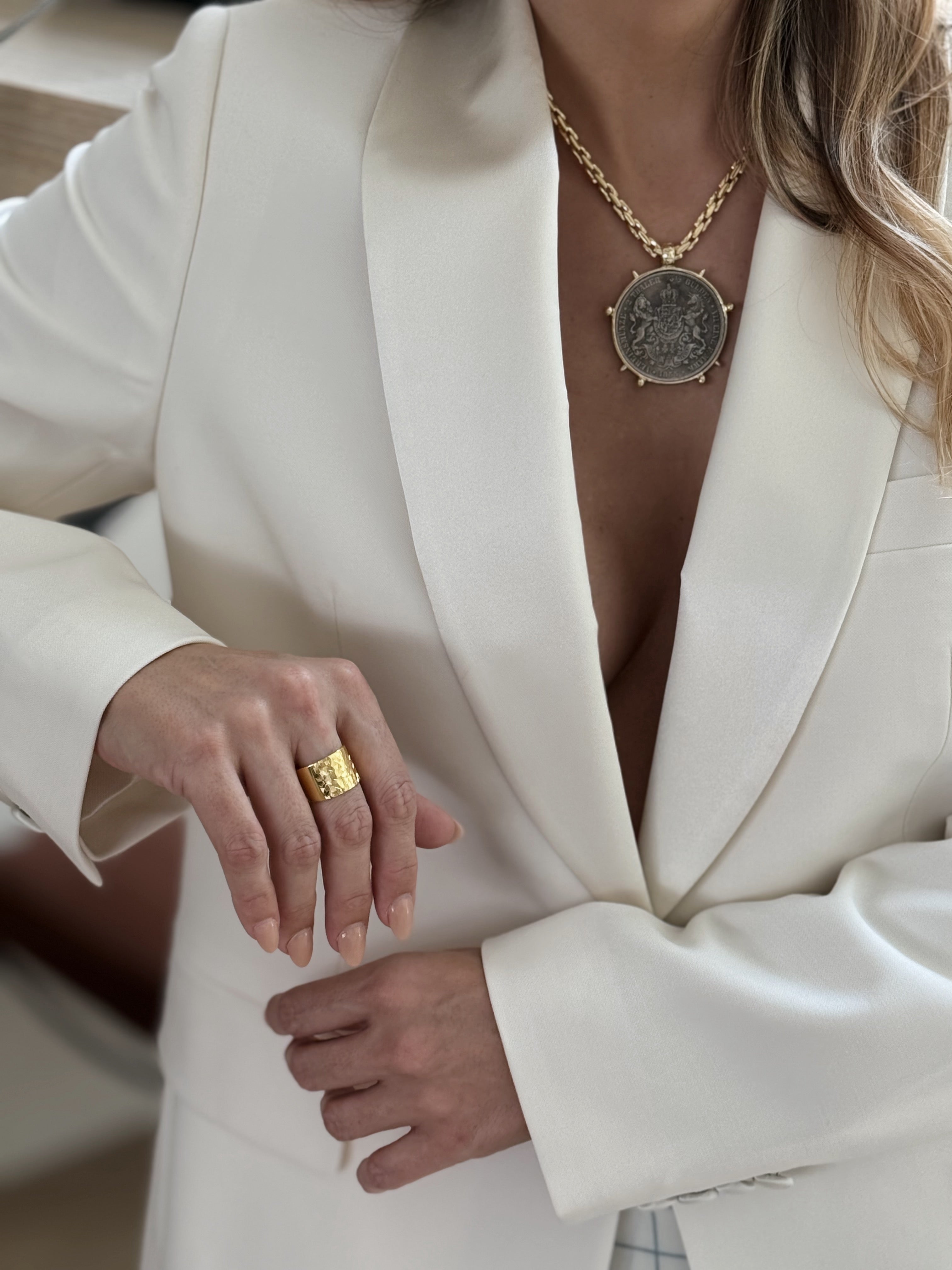 Thick Sparkle Ring