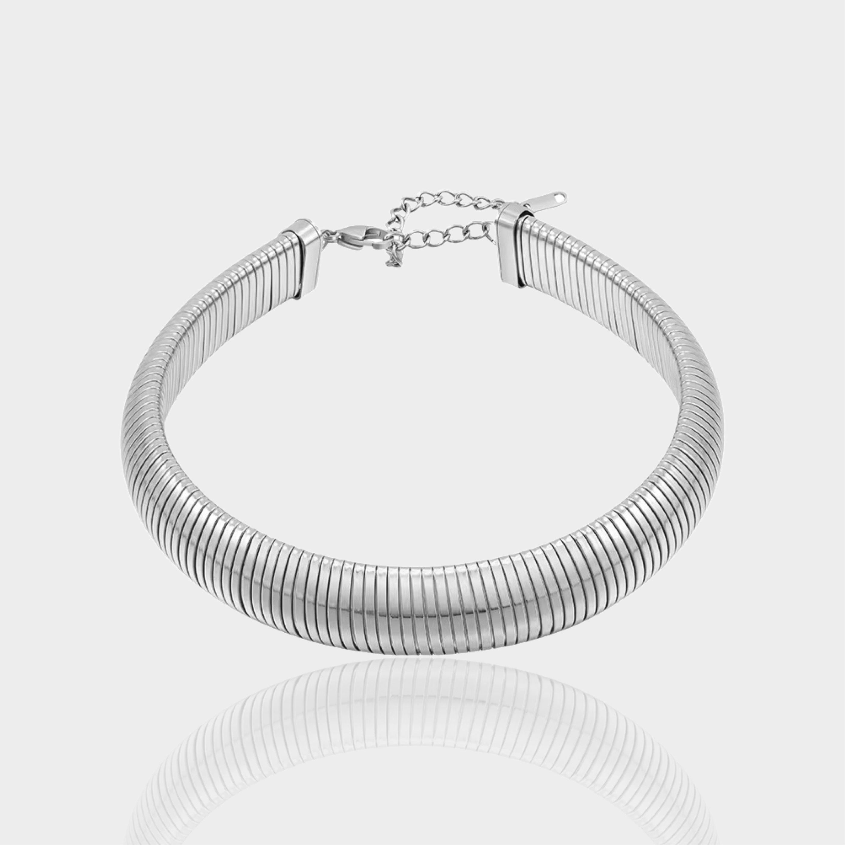 Omega Choker