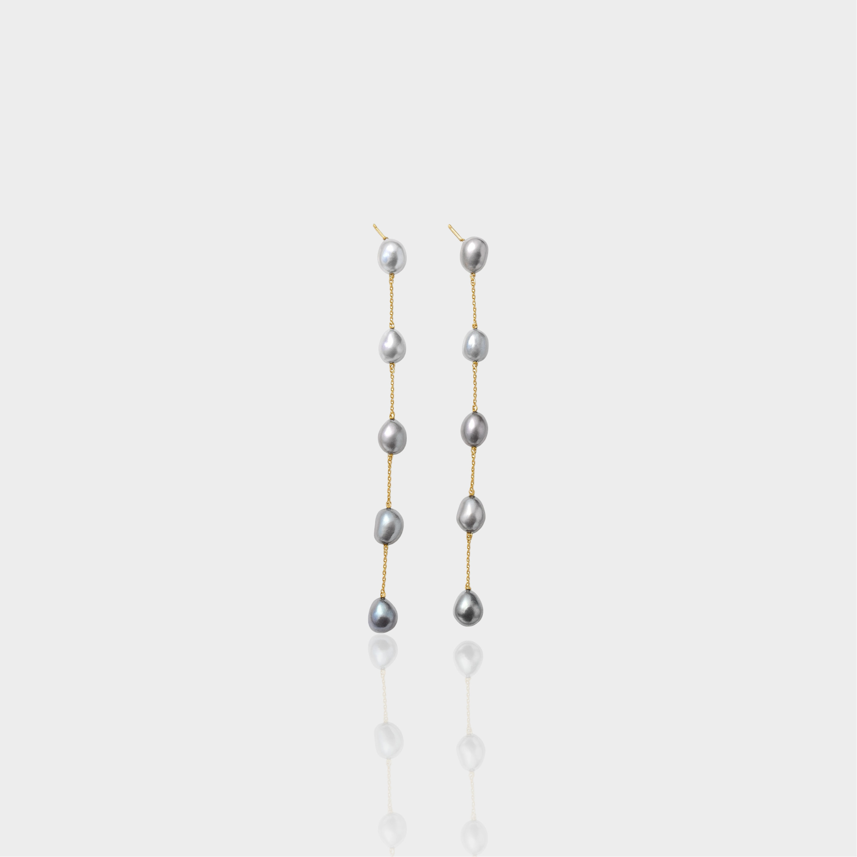 Dangly Pearl Earrings