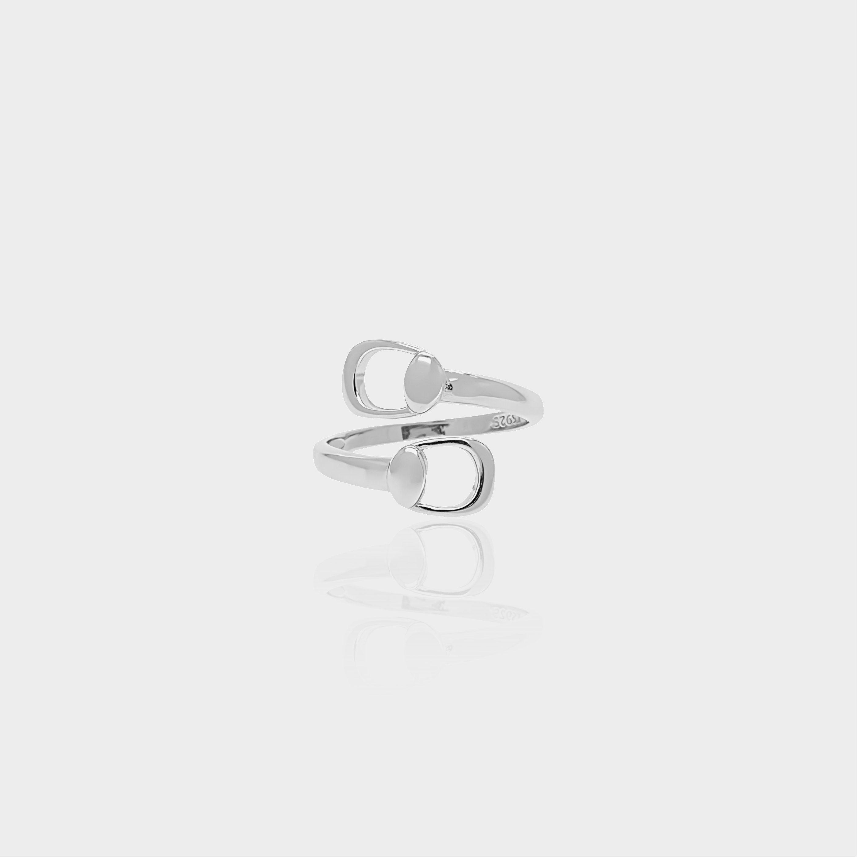 Horsebit Ring