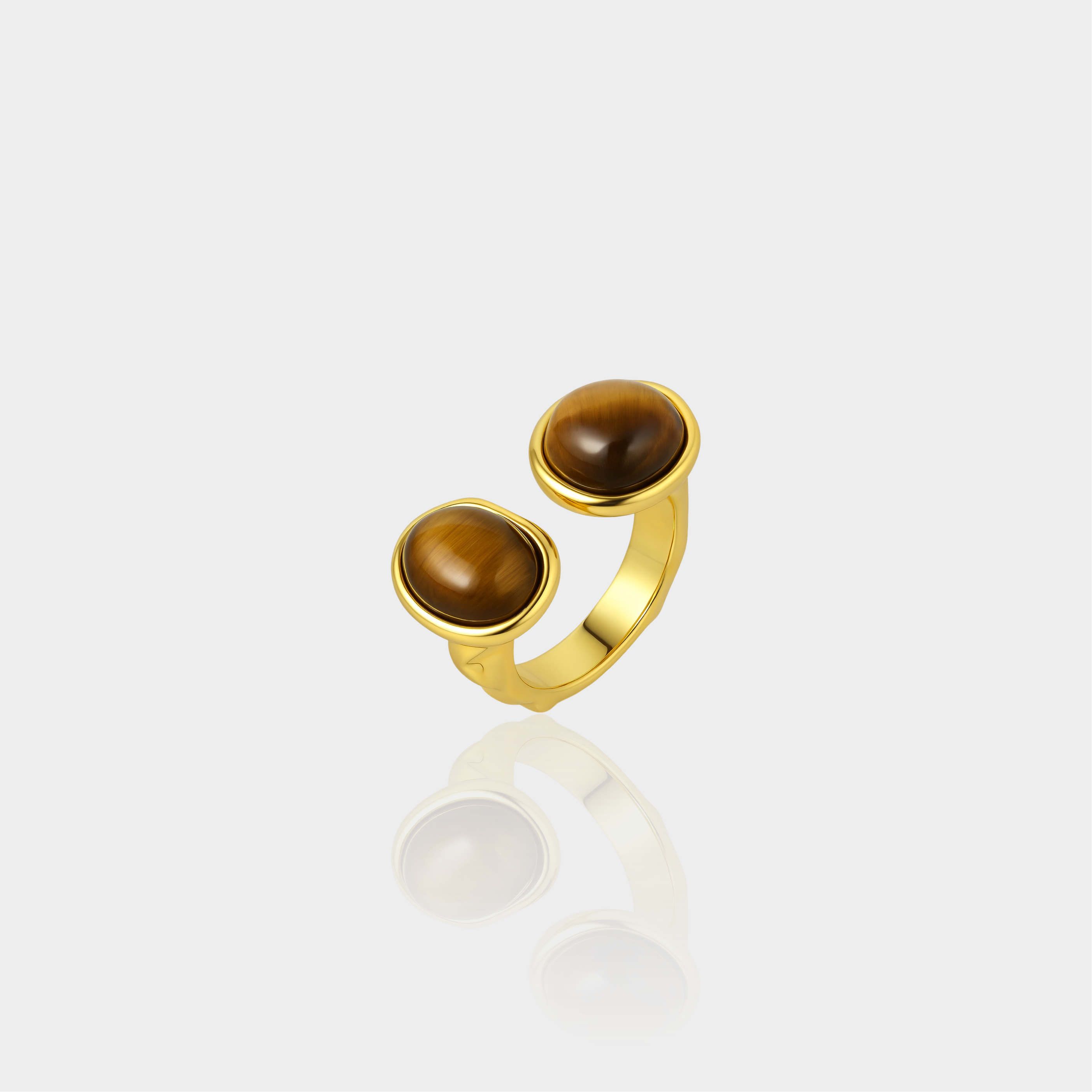 2 Dots Maroon Ring